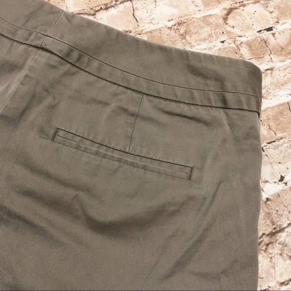 The Limited Outback Red Khaki Shorts - Picture 4 of 8